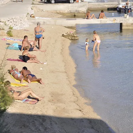 Apartmán By The Sea Barbat, Rab - 22561 Rab Town