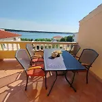 Apartamento By The Sea Barbat, Rab - 22561 *